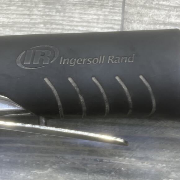Ingersoll Rand Edge Series EC300 Air Nibbler Used. {B2}. - Picture 5 of 9